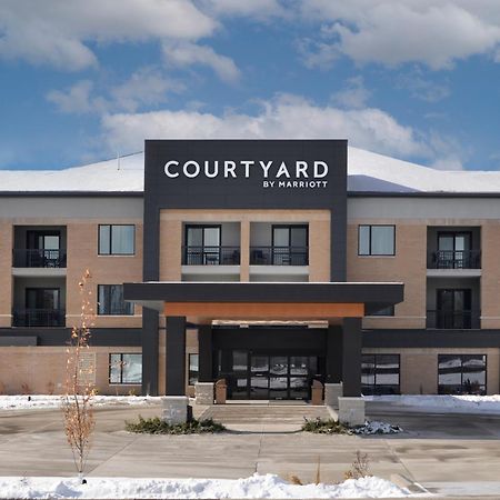 Courtyard Восау Екстер'єр фото