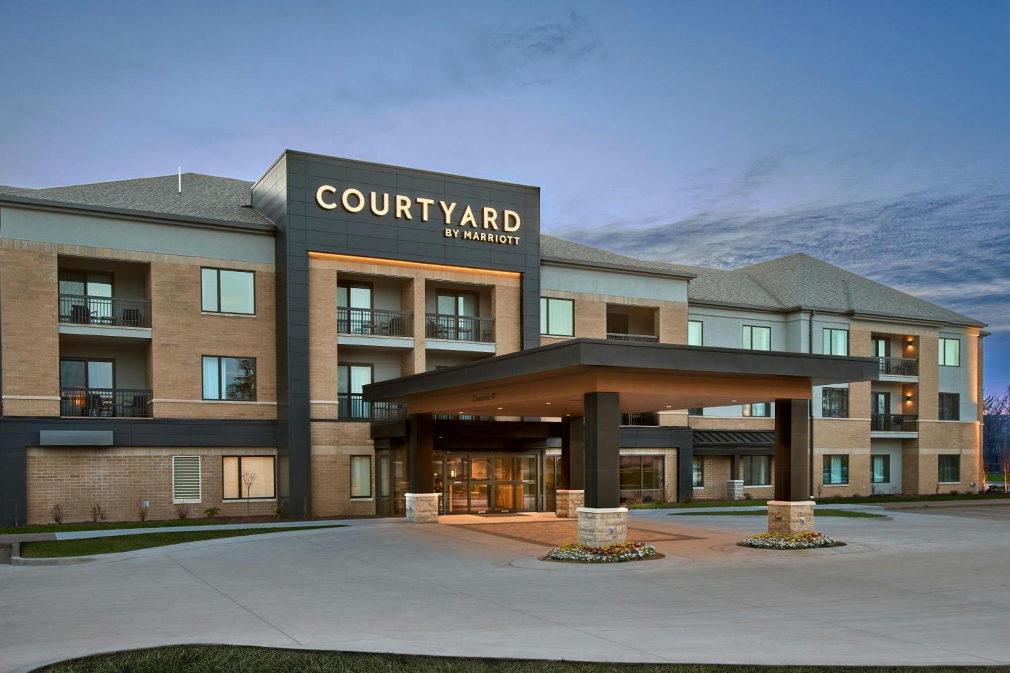 Courtyard Восау Екстер'єр фото